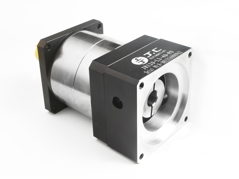 東莞吉創聊科技：中國打造全球首臺光刻機,“中國芯”不再求人